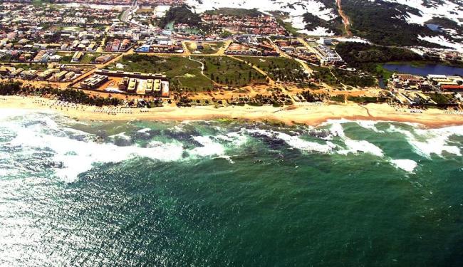 Vista aérea da praia e do bairro de Stella Maris - Foto: Fernando Amorim | Ag. A TARDE