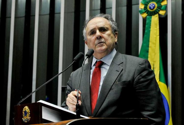 Cristovam Buarque já concorreu à presidência em 2006 - Foto: Jane de Araújo | Agência Senado