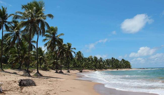 Pegue a estrada e vá conhecer os 42 quilômetros de praias do litoral baiano - Foto: Marcelo Poletto | Divulgação Pegue a estrada e vá conhecer os 42 quilômetros de praias do litoral baiano - Foto: Marcelo Poletto | Divulgação