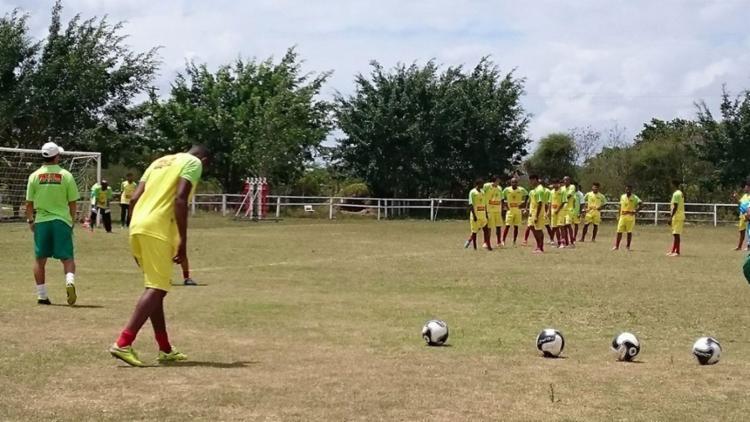 Atletas do Fluminense durante treino antes de enfrentar o Jacobina - Foto: Reprodução | Facebook | Fluminense de Feira