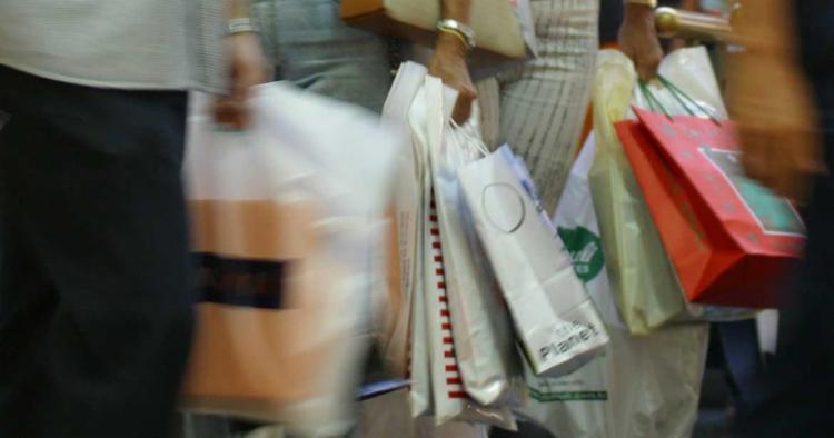 Fique por dentro dos horários e evite confusão na hora das compras - Foto: Carlos Casaes em 21/12/2002