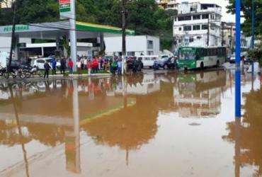 Veja pontos de alagamentos na cidade