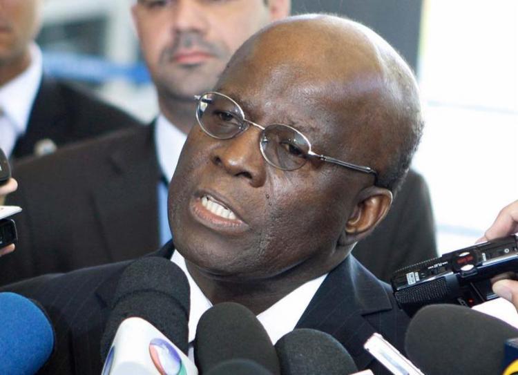 Resultado de imagem para JOAQUIM barbosa charges