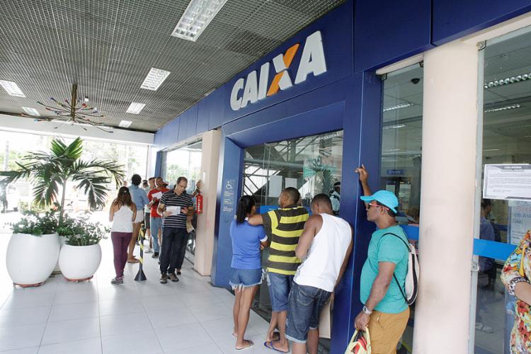 Mais de 24 milhões de trabalhadores têm direito ao benefício - Foto: Luciano da Matta l Ag. A TARDE Mais de 24 milhões de trabalhadores têm direito ao benefício - Foto: Luciano da Matta l Ag. A TARDE