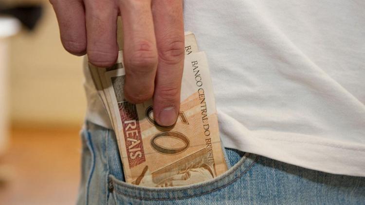 Novo valor do salário passou a valer no dia 1º de janeiro - Foto: Marcos Santos/USP Imagens | Fotos Públicas