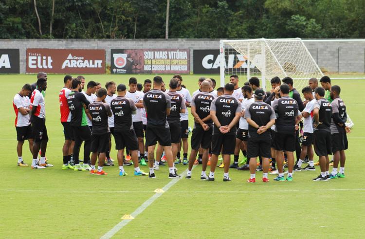 Vitória vence o Atlético-MG e deixa a zona de rebaixamento