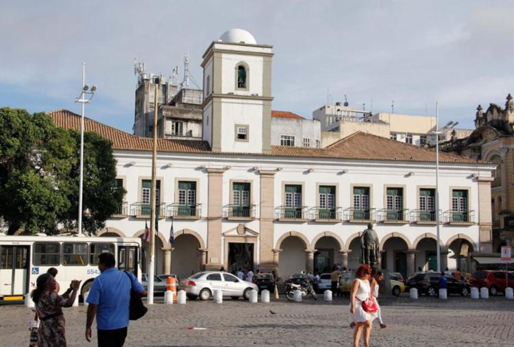 Câmara Municipal de Salvador publica edital de concurso com 60 vagas
