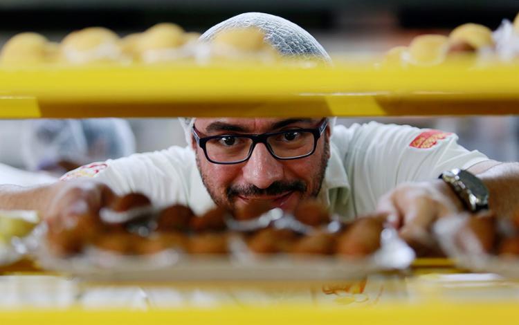 Schettini, da Pãozinho Delícia, investe em kits de confraternização - Foto: Adilton Venegeroles l Ag. A TARDE