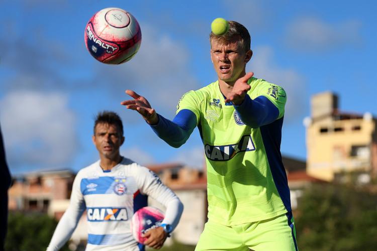 Resultado de imagem para DOUGLAS GOLEIRO BAHIA