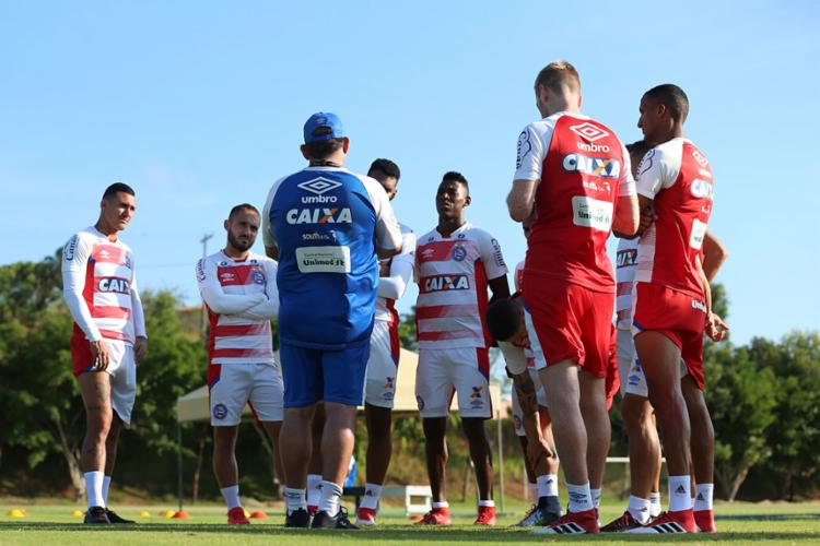 Com seis triunfos consecutivos, o Tricolor encara o Timbu para ampliar a boa fase - Foto: Felipe Oliveira | EC Bahia Com seis triunfos consecutivos, o Tricolor encara o Timbu para ampliar a boa fase - Foto: Felipe Oliveira | EC Bahia