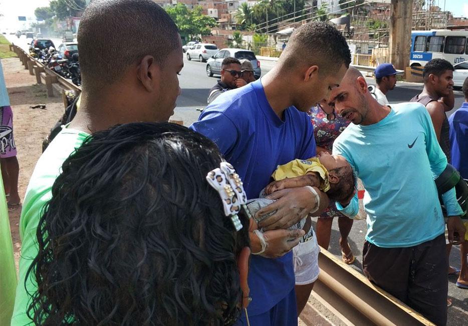 Erik Mascarenhas socorreu bebê após acidente