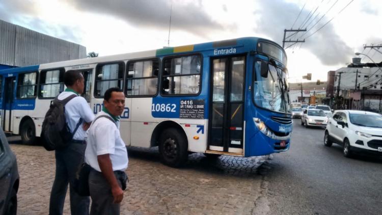 Rodoviários aceitaram proposta durante assembleia na madrugada | Foto: Paula Pitta | Ag. A TARDE