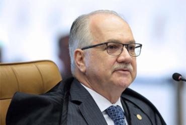 Fachin dÃ¡ 72 horas para AGU se manifestar sobre blindagem a procuradores | Carlos Moura l SCO l STF