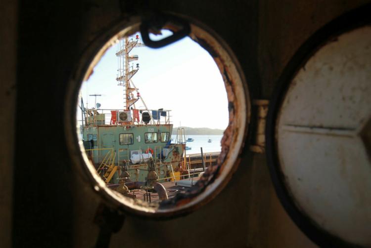 A embarcação está há 20 anos fora de funcionamento
