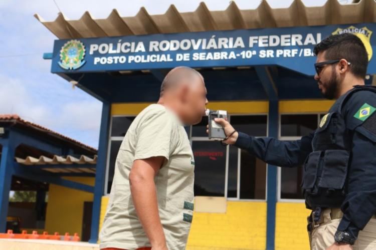 Na operação, também foram realizados 189 testes de alcoolemia e 404 pessoas fiscalizadas