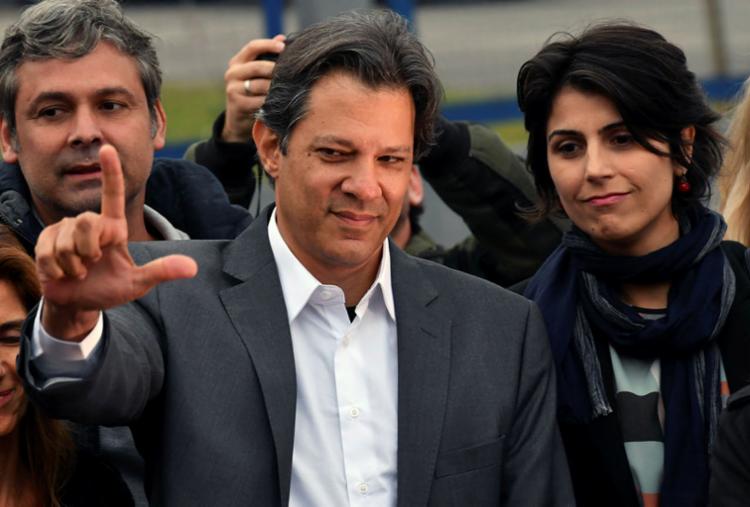 Resultado de imagem para charges haddad