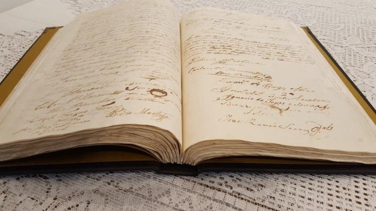 Documento de 1832 ganha certificação da Unesco após ser restaurado