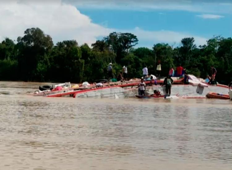 Barco afundou próximo a uma comunidade denominada Bacaba - Foto: Reprodução | Rede Amazônica