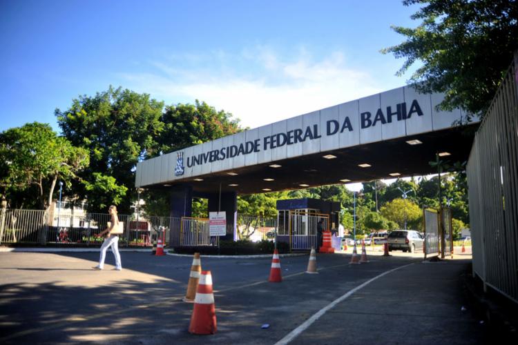 Magistrada acolheu ações populares e ações civis públicas contra a medida do governo Bolsonaro - Foto: Felipe Iruatã l Ag. A TARDE 3.5.2019