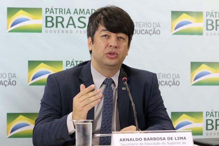 Plano do MEC de mudar distribuição de verbas de federais gera dúvidas