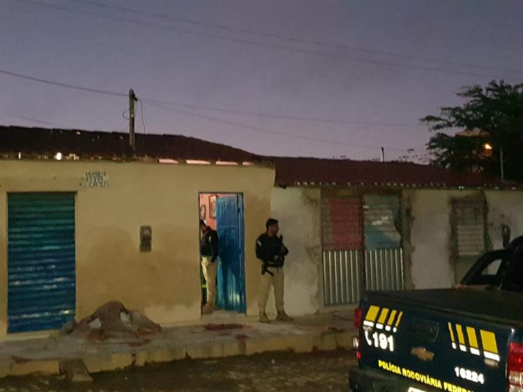 A operação na Bahia conta com 11 promotores de Justiça, 74 policiais militares e 99 policiais rodoviários federais