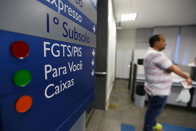 Saque imediato deve potencializar consumo das famÃlias - Foto: Marcelo Camargo l Agência Brasil