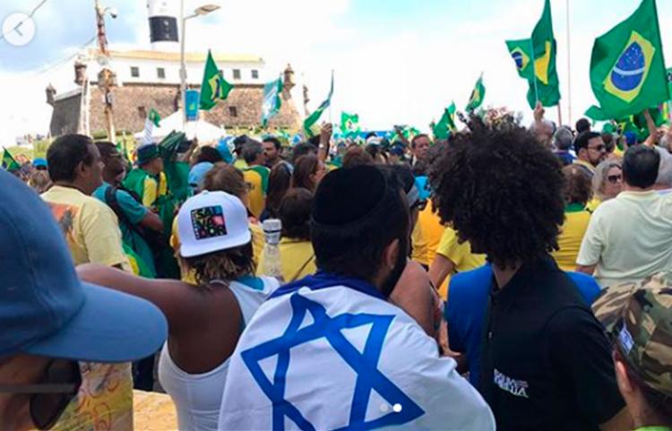 Grupo saiu em caminhada atÃ© o Morro do Cristo - Foto: ReproduÃ§Ã£o | Bahia Direita