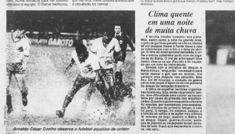 Edição do Jornal A TARDE falando da eliminação do Bahia, em abril de 1989