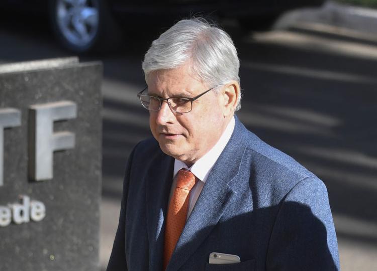 Janot pede licença à OAB e se afasta da advocacia