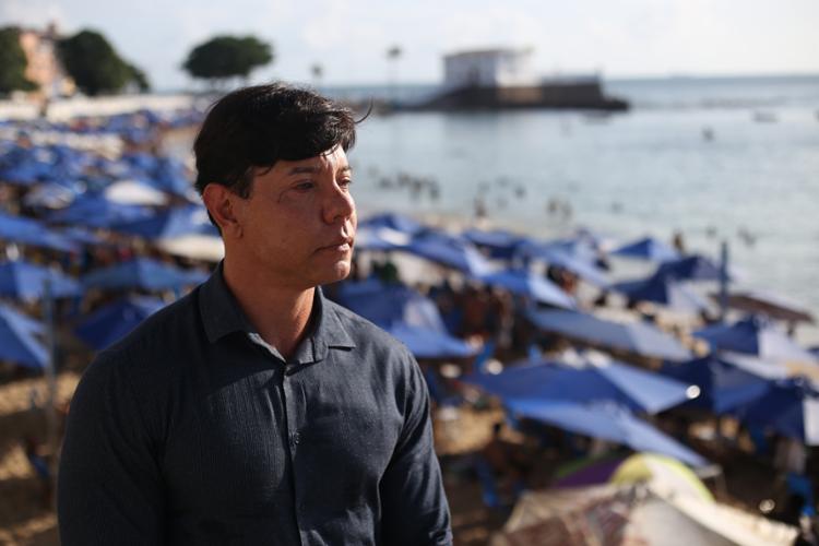 Francisco Kelmo, biólogo e professor da UFBA, diz que quantidade de animais coletados e falta de clareza na metodologia lançam dúvidas sobre os resultados | Foto: Raphael Muller | Ag. A TARDE