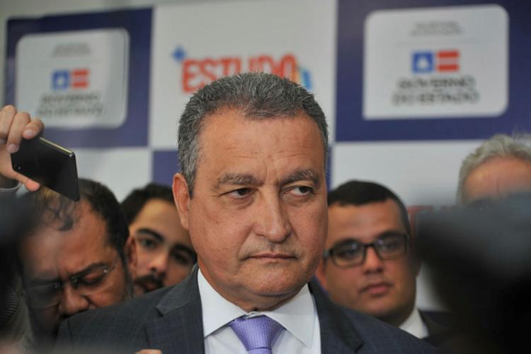 “O mundo aplaude a decisão da Justiça”, diz Rui Costa após soltura de Lula