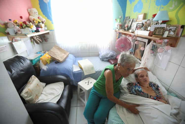 Aassociação sem fins lucrativos oferece, além de hospedagem, assistência médica e acompanhamento psicossocial gratuitos | Foto: Felipe Iruatã | Ag. A TARDE - Foto: Felipe Iruatã | Ag. A TARDE