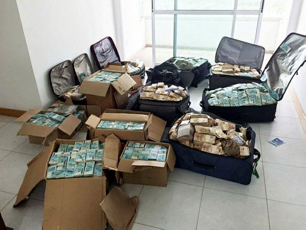 R$ 51 milhões foram encontrados em um apartamento atribuído a Geddel, no bairro da Graça, em Salvador |Divulgação | Polícia Federal