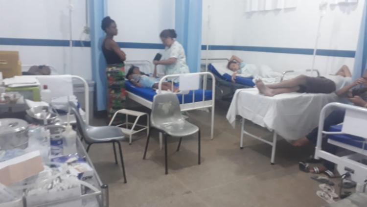 Mais de 60 alunos foram socorridas | Foto: Cidadão Repórter | Via WhatsApp - Foto: Cidadão Repórter | Via WhatsApp