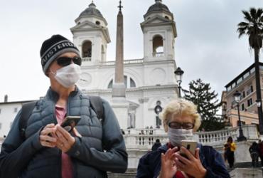 Coronavírus: sobe para 101.988 o número de pessoas infectadas no mundo | Alberto Pizzoli | AFP