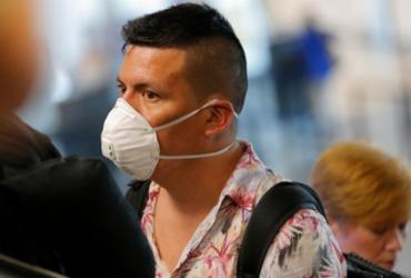 Número de contaminados por coronavírus passa de 100 mil no mundo todo | Luka Gonzales | AFP