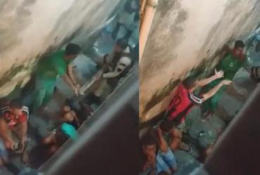 PMs são presos após serem flagrados agredindo homens na Liberdade | Reprodução | Youtube