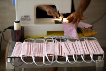 Saiba como se proteger contra o coronavírus com máscaras caseiras | Adilton Venegeroles | Ag. A TARDE