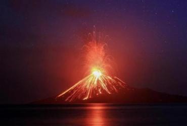 Vulcão Krakatoa entra em erupção na Indonésia | Ghazali | EFE | Arquivo