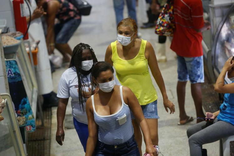 Uso de máscaras vem sendo incentivado | Foto: Rafael Martins | Ag. A TARDE