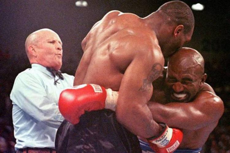 Depois de 24 anos, Tyson e Holyfield cogitam realizar terceira luta