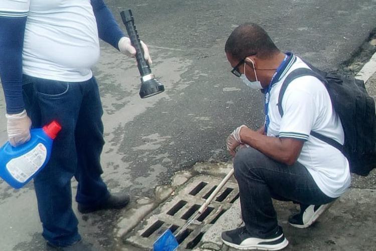 Cerca de 2 mil agentes de combate às endemias estão envolvidos nas ações que acontecem durante os sete dias da semana em toda a cidade | Foto: Divulgação - Foto: Divulgação Cerca de 2 mil agentes de combate às endemias estão envolvidos nas ações que acontecem durante os sete dias da semana em toda a cidade | Foto: Divulgação - Foto: Divulgação