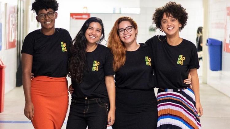 Pagode Por Elas