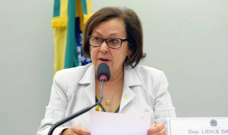 Lídice critica a ausência de ministros titulares nas pastas da Saúde e da Educação - Foto: Divulgação Lídice critica a ausência de ministros titulares nas pastas da Saúde e da Educação - Foto: Divulgação