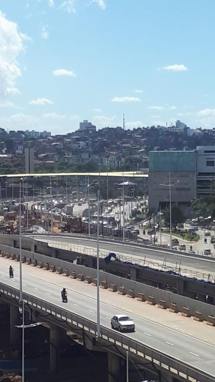 Protesto deixa o trânsito lento na região | Foto: Divulgação - Foto: Divulgação Protesto deixa o trânsito lento na região | Foto: Divulgação - Foto: Divulgação