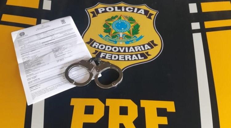 Objetivo da ação é desarticular organização criminosa voltada para o tráfico de drogas| Foto: Divulgação | PRF - Foto: Divulgação | PRF Objetivo da ação é desarticular organização criminosa voltada para o tráfico de drogas| Foto: Divulgação | PRF - Foto: Divulgação | PRF