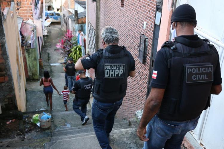 Imóveis estariam sendo usados para o tráfico de drogas | Foto: Alberto Maraux | SSP - Foto: Alberto Maraux | SSP Imóveis estariam sendo usados para o tráfico de drogas | Foto: Alberto Maraux | SSP - Foto: Alberto Maraux | SSP