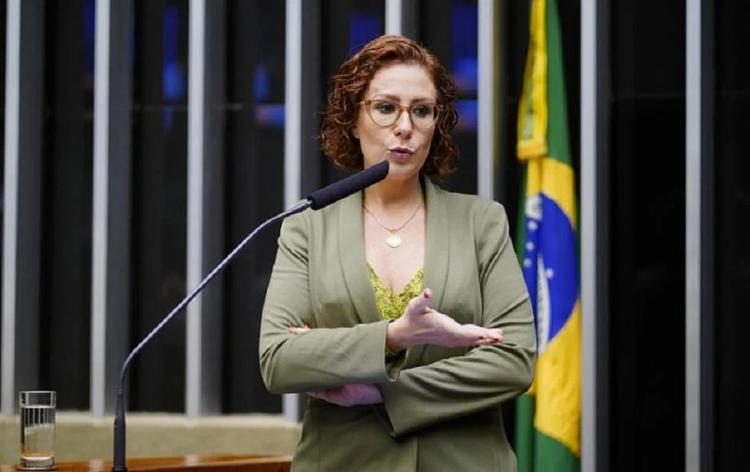 Segundo a Sefaz, apenas R$ 400,6 milhões foram repassados ao governo baiano | Foto: Pedro Valadares | Agência Brasil - Foto: Pedro Valadares | Agência Brasil Segundo a Sefaz, apenas R$ 400,6 milhões foram repassados ao governo baiano | Foto: Pedro Valadares | Agência Brasil - Foto: Pedro Valadares | Agência Brasil