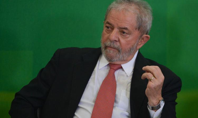 CASO TRIPLEX: ADVOGADOS DE LULA TENTAM ANULAR TODO O PROCESO
