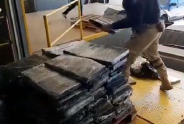 Casal é preso transportando quase meia tonelada de maconha em LEM | Divulgação | PRF